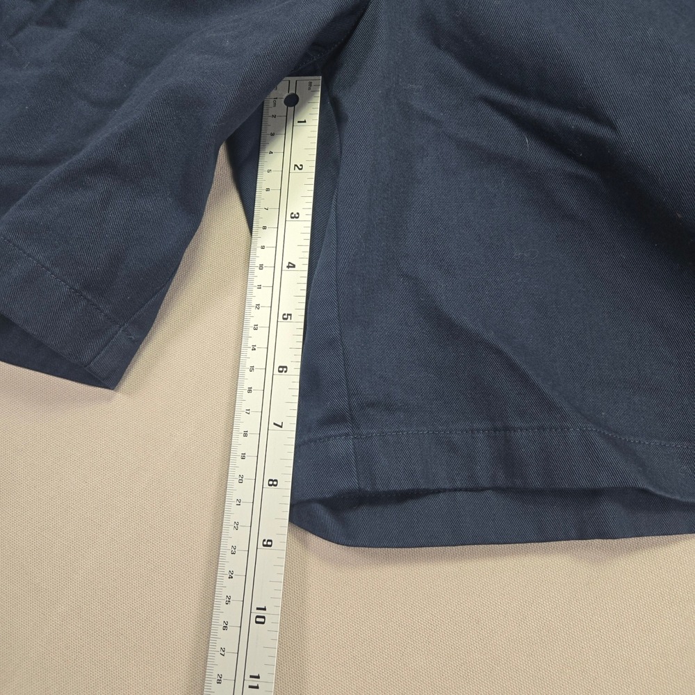 L.L.Bean Navy Blue Wrinkle Resistant Cotton Shorts - Women's Size 18 - Picture 9 of 10